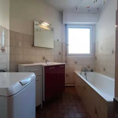 Saint Christophe - Traversant, Agreable Et Lumineux A 2 Pas De La Cure ! Mae-7244 דירה