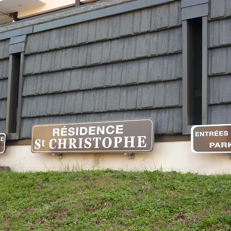 Résidence Saint Christophe - Traversant, Et Lumineux à 2 Pas De La Cure ! Mae-7244 Appartement *