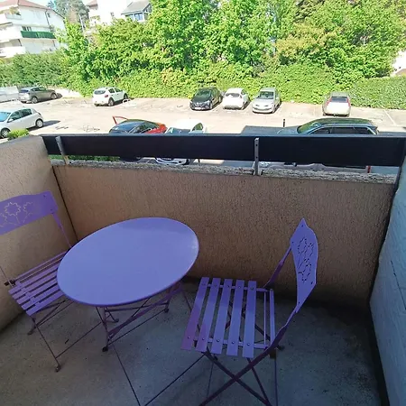 Saint Christophe - Traversant, Agreable Et Lumineux A 2 Pas De La Cure ! Mae-7244