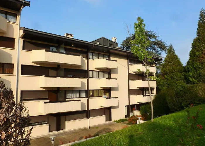Saint Christophe - Traversant, Agreable Et Lumineux A 2 Pas De La Cure ! Mae-7244 Lejlighed